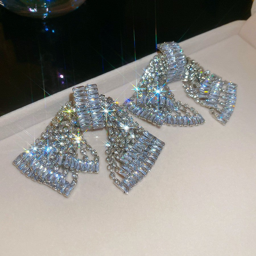 Shiny Dangle Earring - Blind Bag
